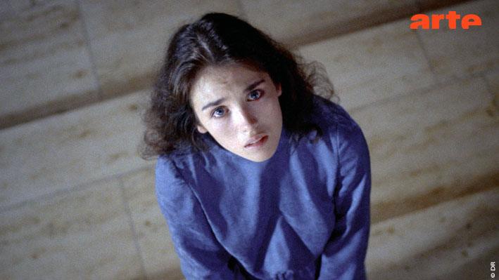 🎞 #Cinéma - Sur <a href="/ARTEfr/">ARTE</a> le 23.02 et en ligne :" Possession". Dans un Berlin cauchemardesque déchiré par le mur, le film à scandale d'Andrzej Zulawski, porté par la performance hallucinante et hallucinée d'Isabelle Adjani.
➡ tinyurl.com/5s4ksu7p