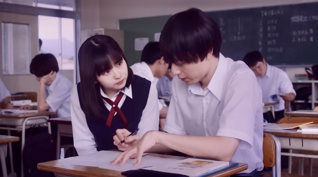 『ひらいて』（2021）

性欲を最も満たす相手に思えるその男をどうしても欲しくて、でも彼には既にプラトニックに繋がった恋人のいることを知り、彼女に近づいて彼より先に同性同士で肉体関係を持つ高3女子の話。目的の男には拒絶される。
山田杏奈の観賞用以外は地味で平板な作劇の映画でしかなかった