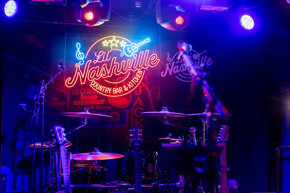 neuron_av's tweet photo. Last year, we delivered a bespoke AV system for Lil Nashville Chiswick — built for live music, DJs and late nights that need sound you can trust.

Case study 👉 https://t.co/lH9trV5X93

#AVInstallation #HospitalityAV #LiveMusic https://t.co/7MQUY0kXX8