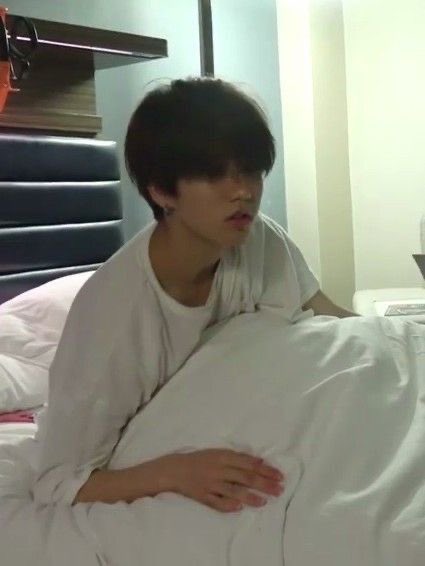 skrrrrrel0914's tweet image. #첼쳌
체육과랑 디자인과랑 사귀면 진짜 피곤할듯
6시반에 일어나는 사람과 6시반에 자는 사람

으음..벌써 나가게?           응 넌 지금 자는거야?