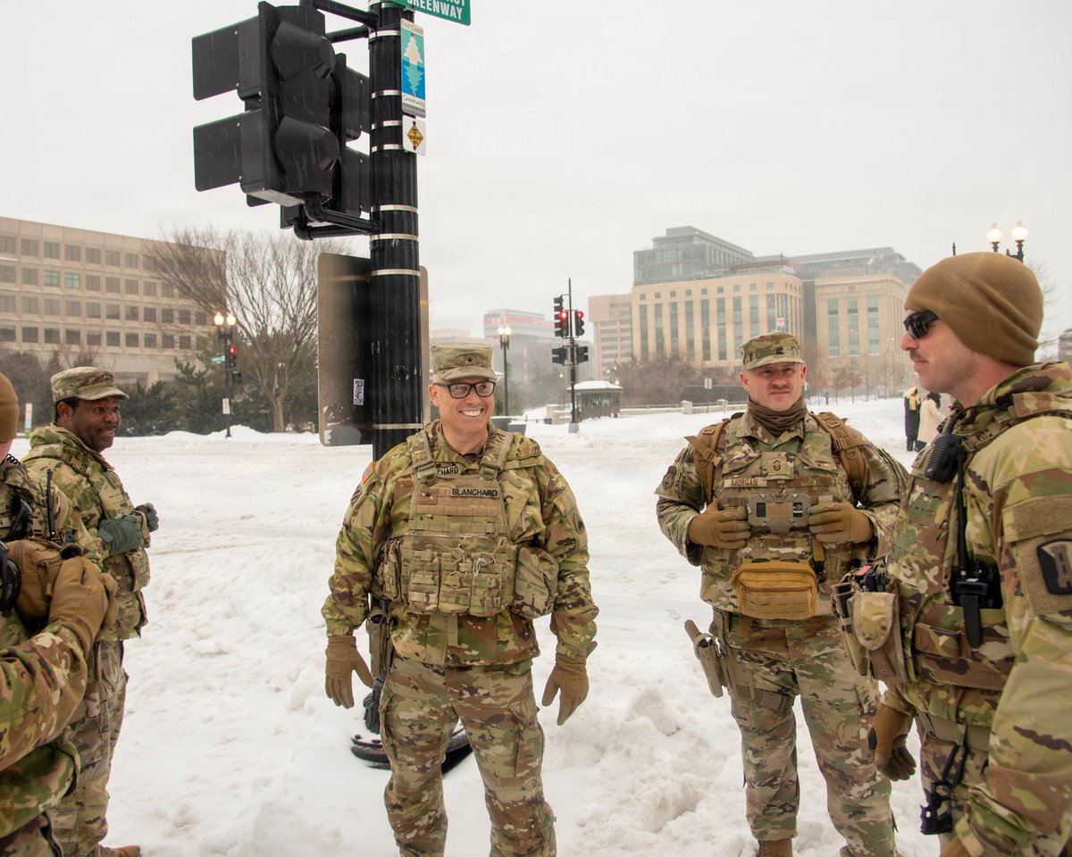 Working shoulder to shoulder with the Metropolitan Police Department, nearly 2,500 National Guard members are helping keep neighborhoods safe for the people who call our nation’s capital home.

Read more: https://t.co/86llQ4Mq16 https://t.co/nsQwmVPZuM