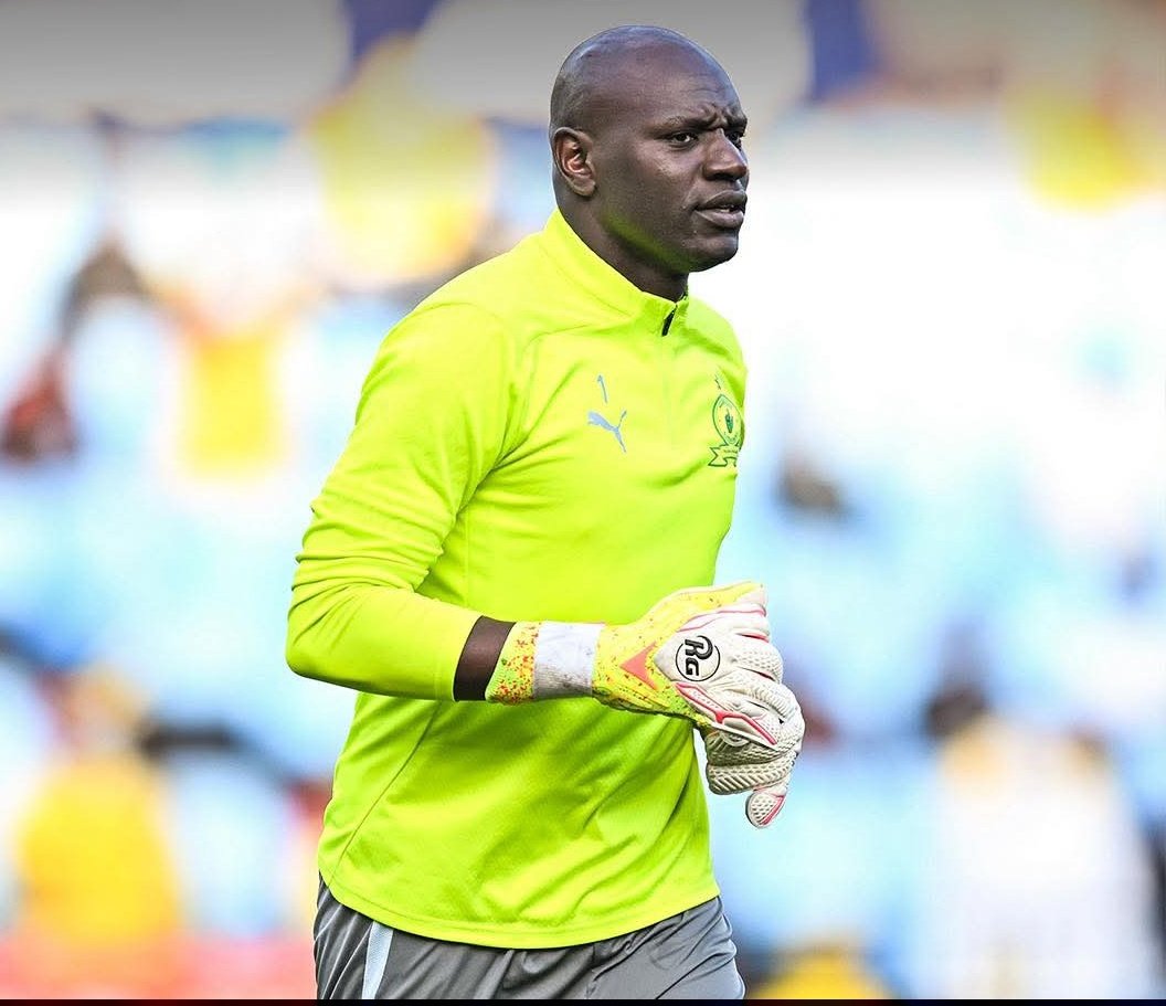 𝗗𝗢𝗪𝗡𝗦 𝗫𝗜

🆚️ SEKHUKHUNE 

Onyango ©️, Johannes, Lunga, Ndamane, Adams, Reisinho, Morena, Mkhulise, Sales, Rayners, León.

BENCH: Pieterse, Cupido, Mudau, Modiba, Allende, Santos, Matthews, Letlhaku, Shalulile.

⌚️ 19H30

#SundownsFC