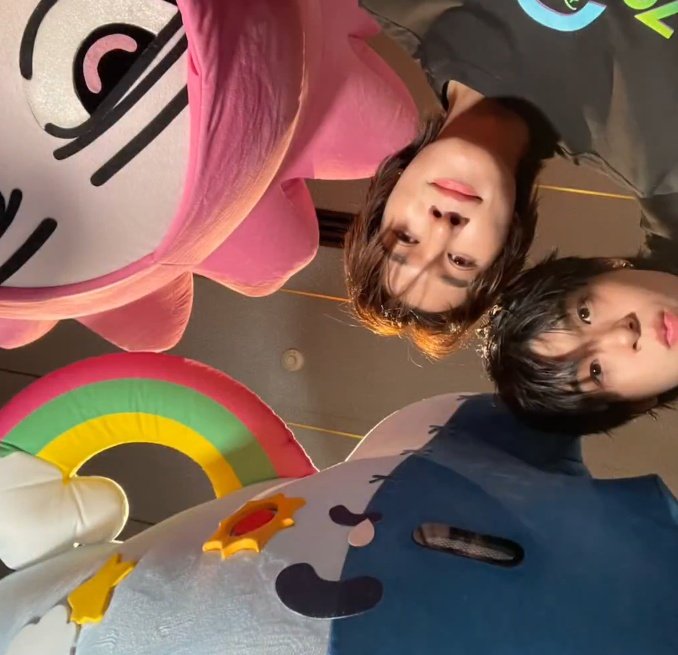 Silly Family
#skynani
#SmyleNeonaTwins