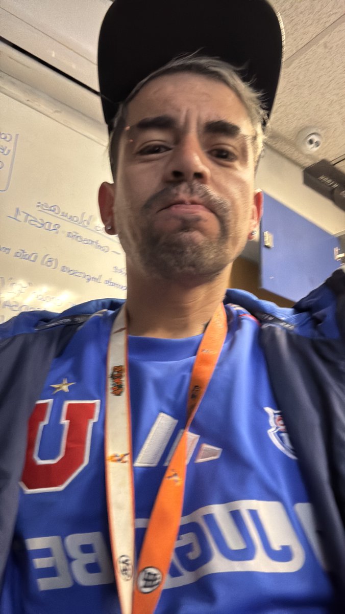 PintoPinto23b's tweet photo. @udechile https://t.co/nUVtpI1PrA