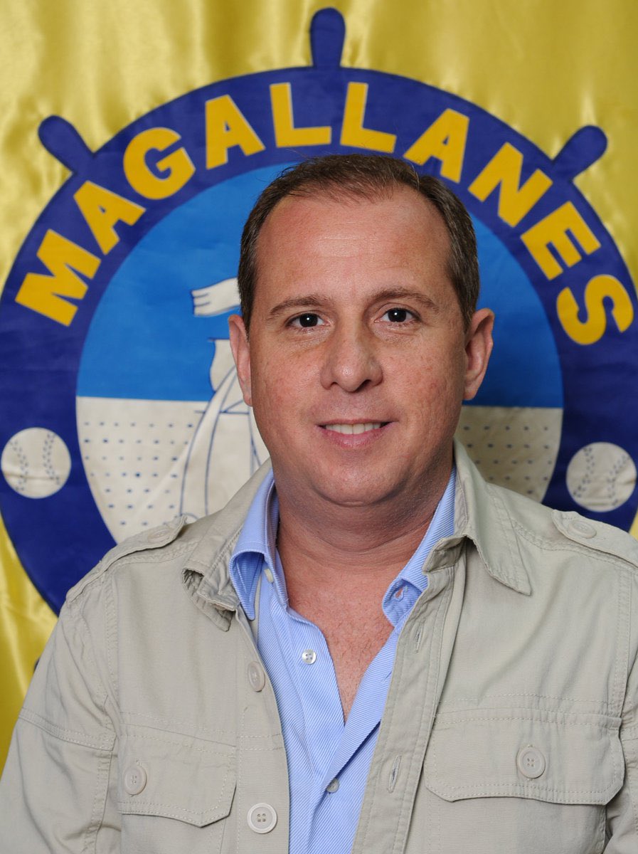 Parecidos razonables!! Miedo me daría ser fanáticos de esos equipos🔵🔴🚢🔫 

Tienen muchísimo en común…