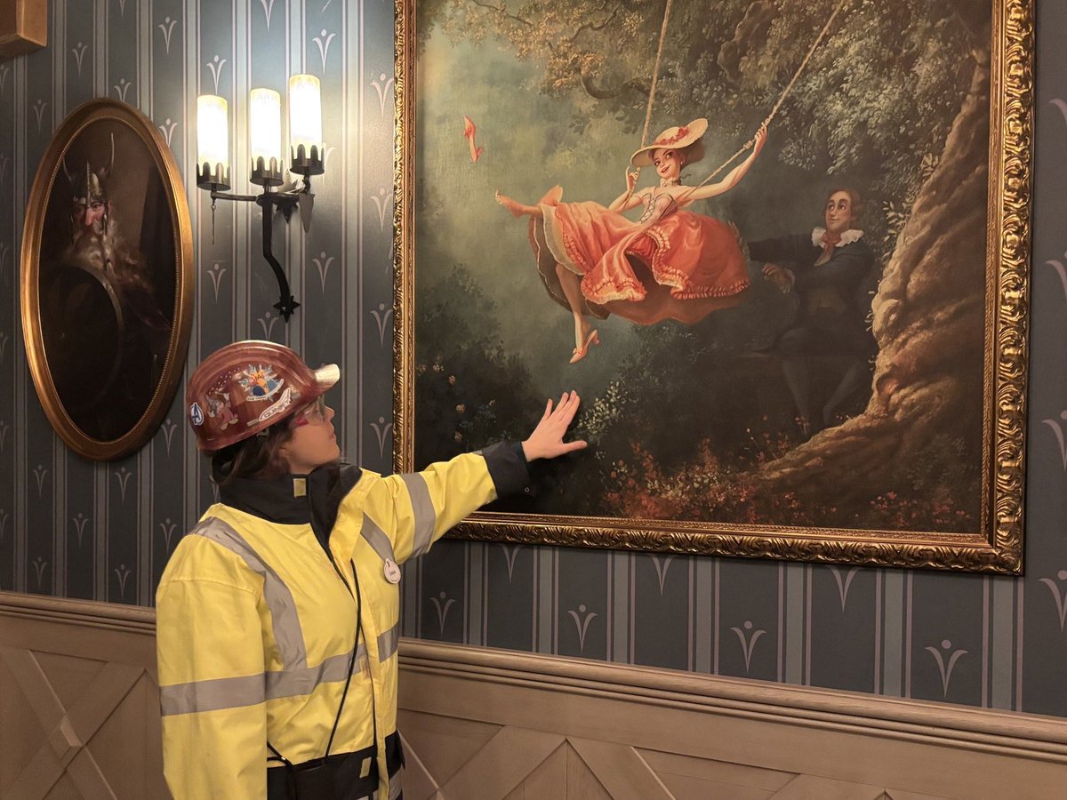 DLPWorks's tweet image. [News] ❄️👑 New details revealed for “Rencontre Royale” at World of Frozen!

➡️ #DisneylandParis has shared new images and information about “Rencontre Royale”, the exclusive Anna &amp;amp; Elsa meet and greet opening with World of Frozen on March 29, 2026, at #DisneyAdventureWorld

➡️