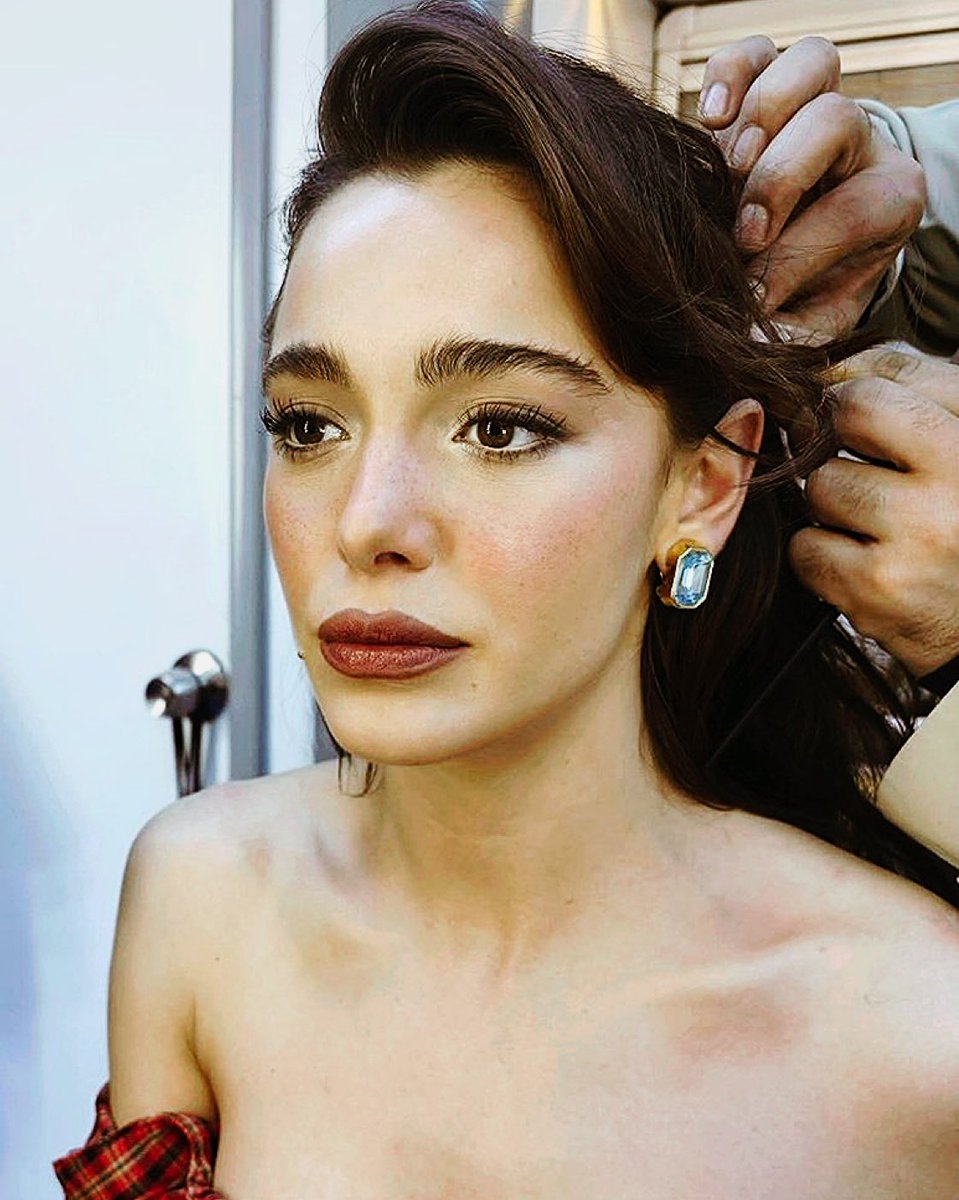 hvoidss's tweet image. seni tablo diye odama asmak istiyorum güncel durum bu