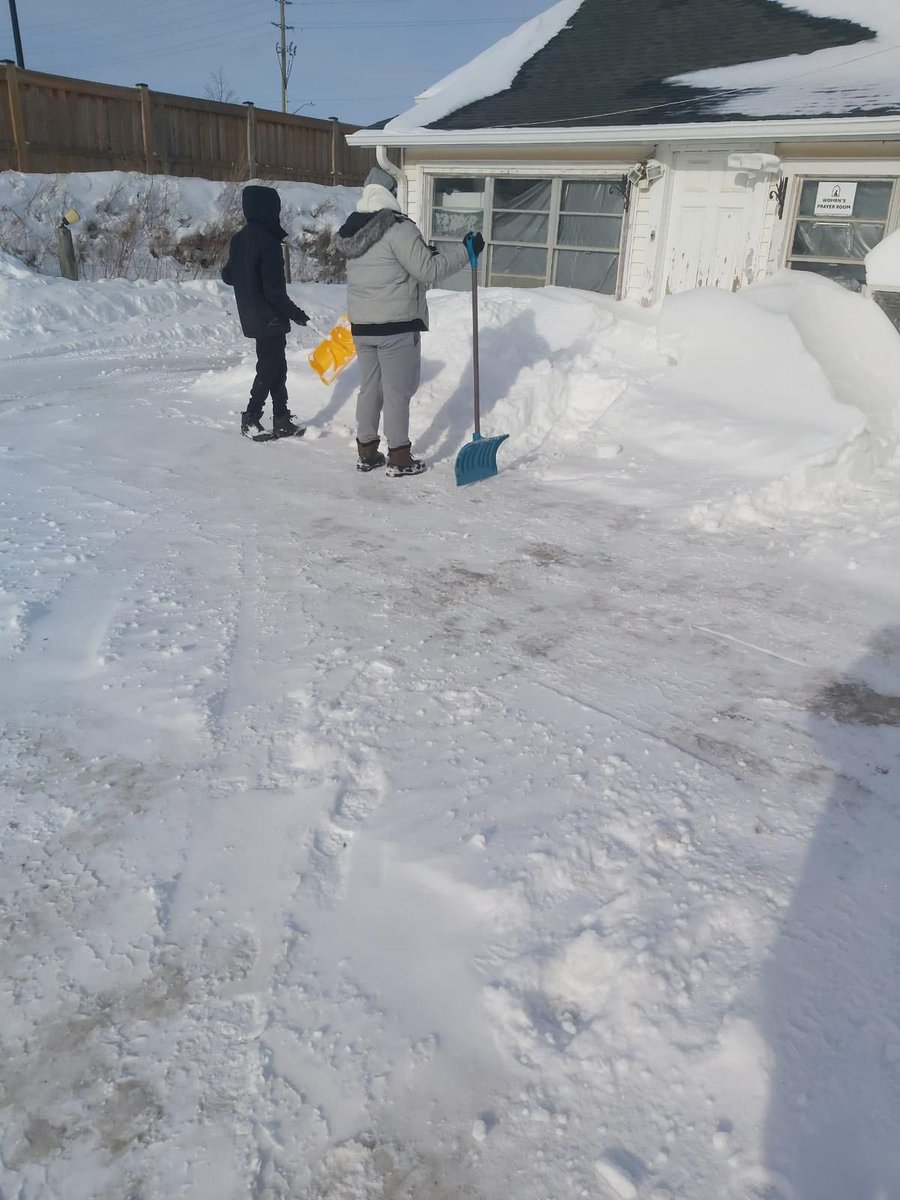 Alhamdulillah, the Milton East Khidmat with Shovels team is out and about during the recent snow, and 13 Volunteers went out to shovel over 40 driveways for free. 

Please remember all the volunteers who have been serving through this snowstorm in your prayers.
