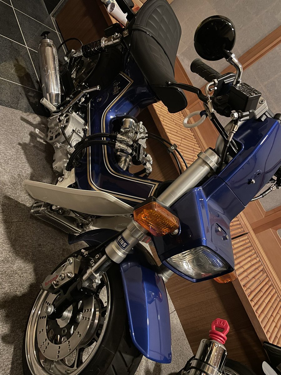 smiley__SAKAI's tweet photo. フィッティング届いたしサーモ取り付け
オイルクーラー周りで10か🙄
カッコ悪いし蜘蛛みたい。。。🕷️
セパレーターも買い足しだな。 https://t.co/rOQsOarXYn