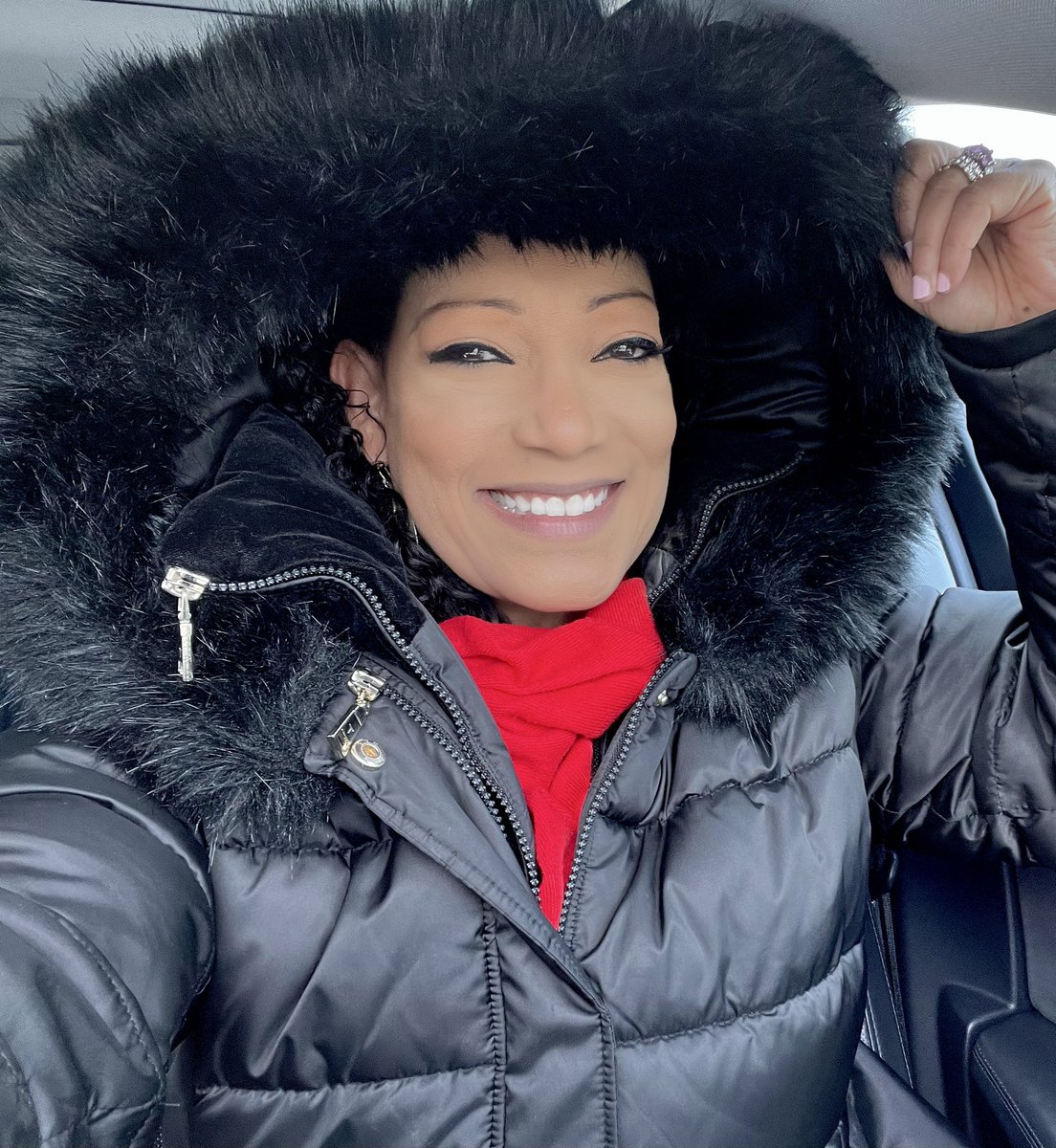LizReyesFOX8's tweet photo. Another day of #bundling up with #coldtemps. Ready for Noon @FOX8NOLA #News #nola with @NicondraNorwood #cold forecast. https://t.co/wNFkoDPhmE