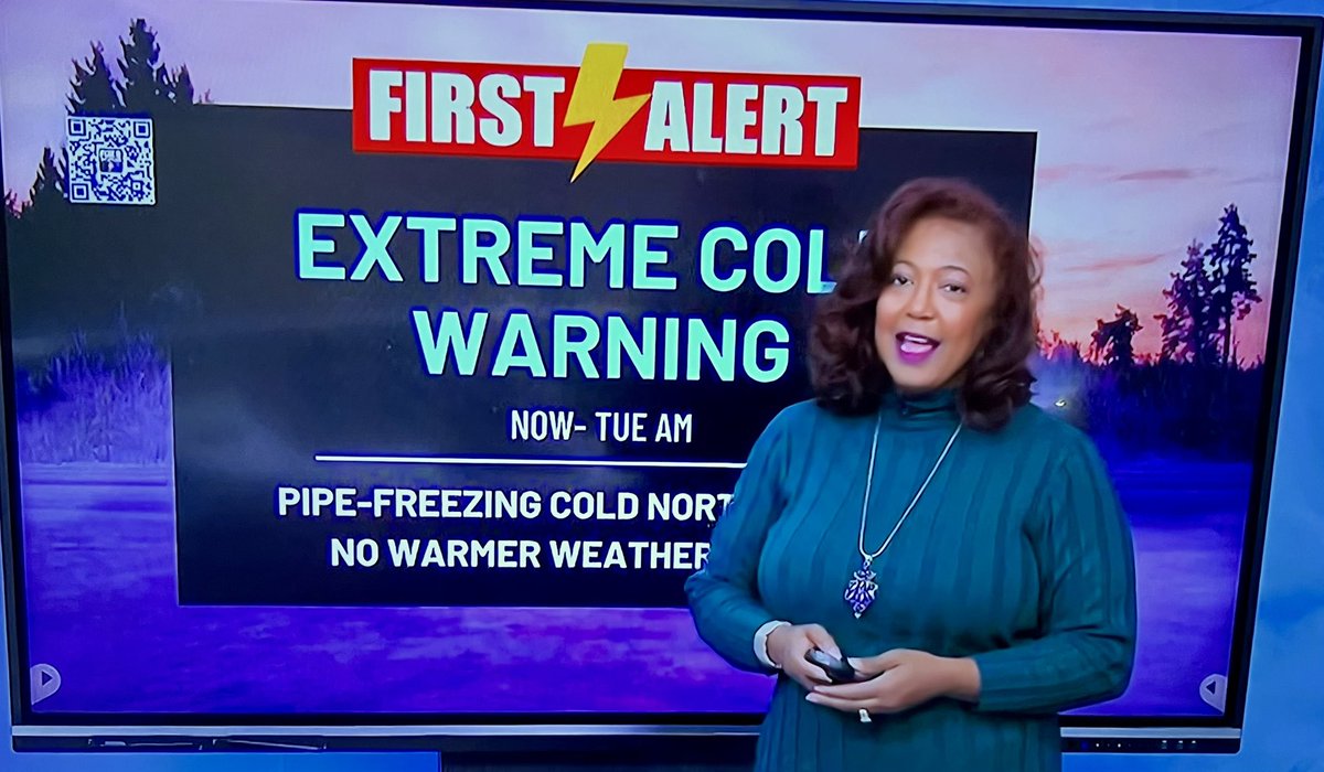 LizReyesFOX8's tweet photo. Another day of #bundling up with #coldtemps. Ready for Noon @FOX8NOLA #News #nola with @NicondraNorwood #cold forecast. https://t.co/wNFkoDPhmE