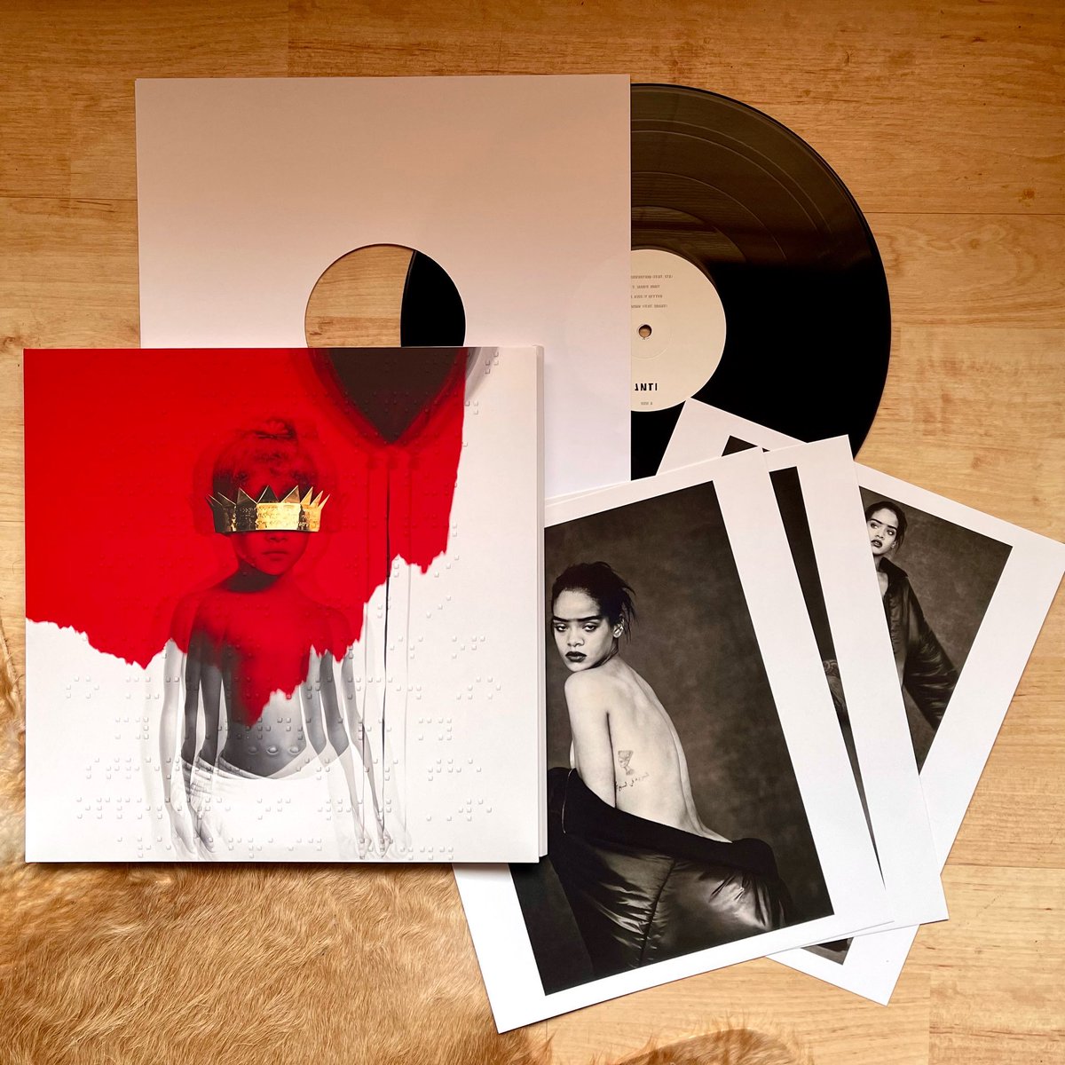 badgalrodo's tweet image. What’s your top three on #ANTi ? 🎈