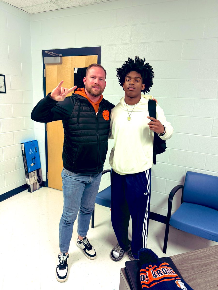 Hakimthedream tweet media