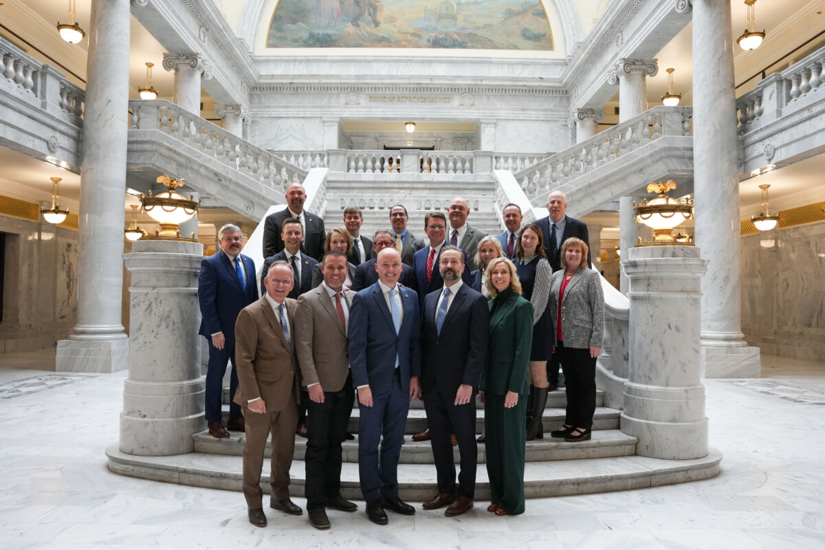 UBTechTitans's tweet image. The #USHE reaffirmed its commitment to students, academic excellence, and public accountability by signing a historic joint resolution ⚙️⬆️

👉Full article: loom.ly/MbhQOww

#Utah #TheBasin #GearsUp #GoTitans