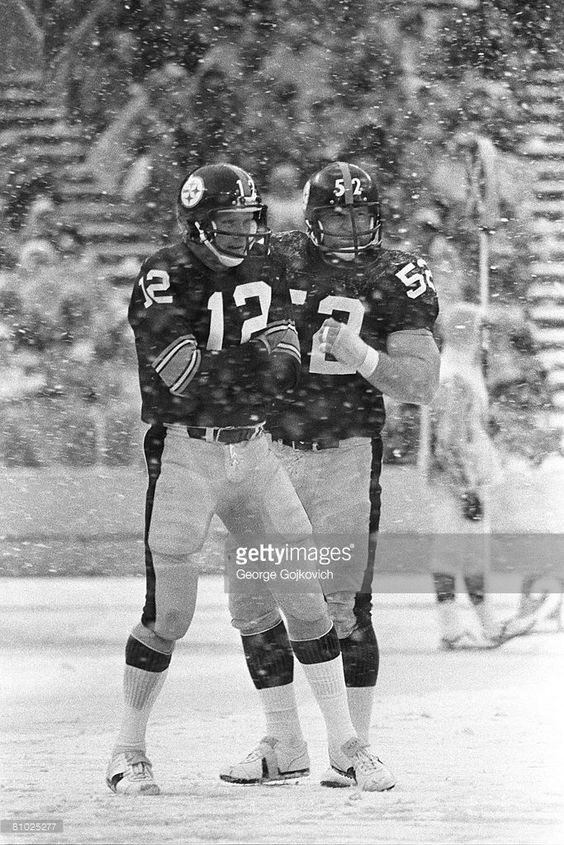 Bigweb52's tweet image. Worst part about being Iron Mike Webster’s son ? EVERYONE EXPECTS ME TO GO SLEEVELESS IN THIS WEATHER ! #Thanksdad ! #Steelers  #herewego #uniqueproblems
