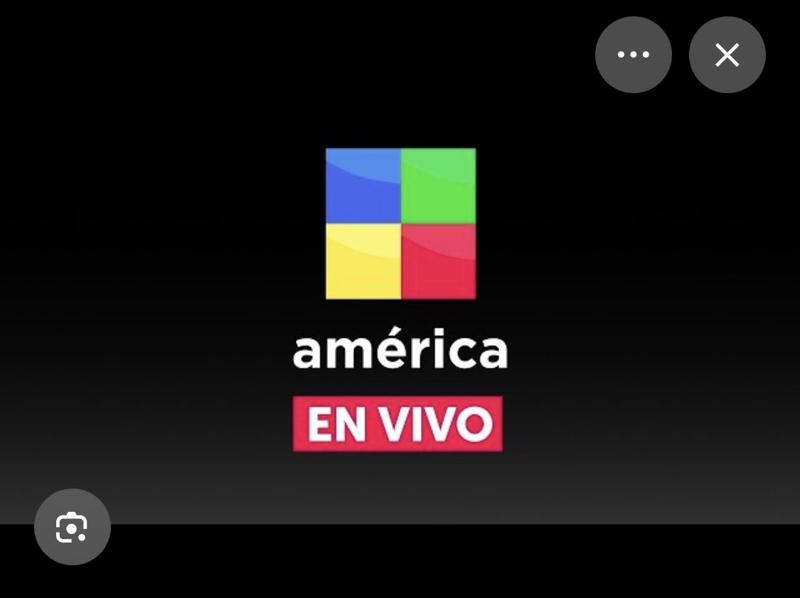 Sí, soy fan de la China Suárez.
Y no porque sea perfecta, sino porque estoy del lado de una mujer que fue acosada, injuriada y usada como blanco de odio por los medios. Soy fan porque vi cómo la expusieron, cómo la persiguieron, cómo la señalaron todos los días como si no tuviera