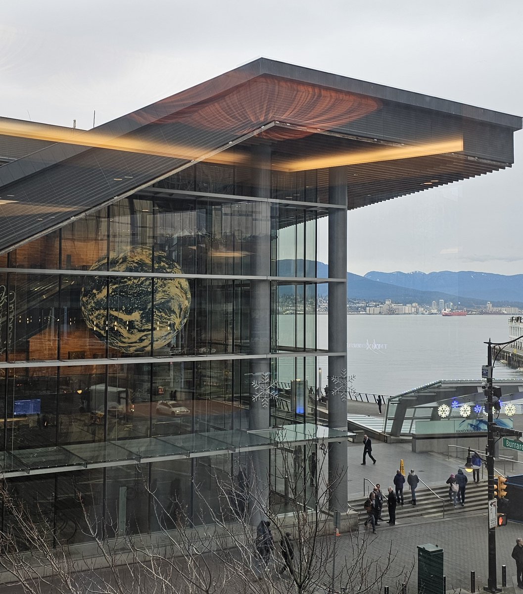 #vric2026 Vancouver Resource Investment Conference Standing room only in the speaker halls. Some great investment opportunities! #gold #silver #copper #preciousmetals #basemetals #CriticalMinerals #mining #investmentopportunity #investing #vancouver