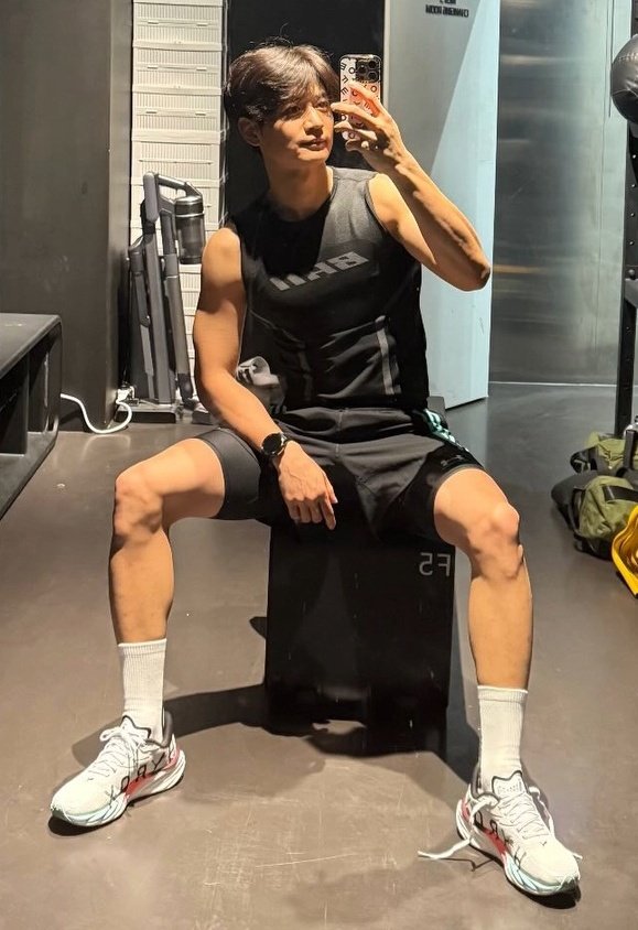 𝐅𝐞𝐥𝐢𝐩𝐞 tweet media