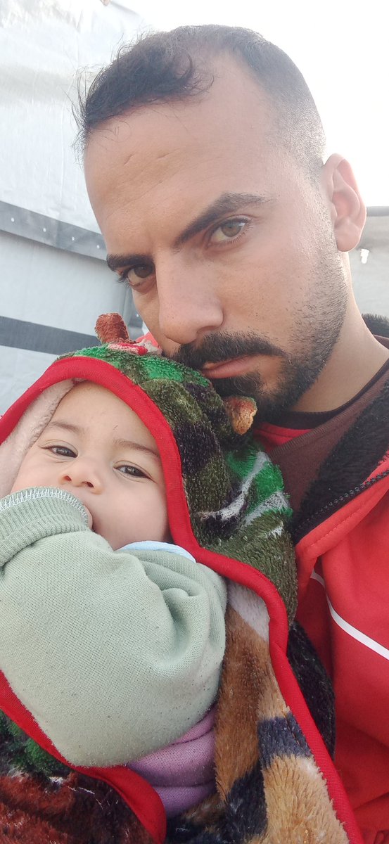 nabilgofondme's tweet photo. 🙏🤚Hello, do you still see us? We are your brothers and sisters, human beings like you. We have feelings and emotions, even pain and sorrow. Join us, and if you can, support us with food donations. The link is in the bio. Share and quote to support us.  
https://t.co/JkT3JYFu0G https://t.co/kolSzPAQ6Y