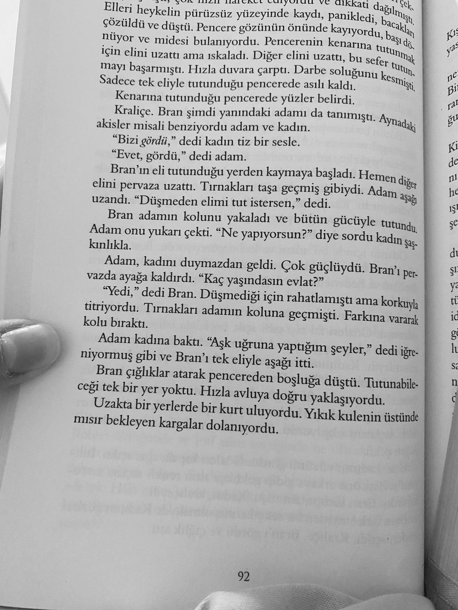 desert_springg's tweet photo. İyi aksamlar yine mahvoluyorum bazi satirlarda https://t.co/MIaoIXM4Y2