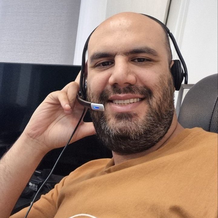 دوستمون سعید بازداشته و الان باندهای پدوفیلی و کودک‌آزار ازین بازداشت خوشحالن
سعید سالهاست با تمام قدرت برای حقوق کودکان میجنگه ولی الان بیش از یک هفته‌ست این حامی کودکان در حبسه

 #سعید_سوزنگر