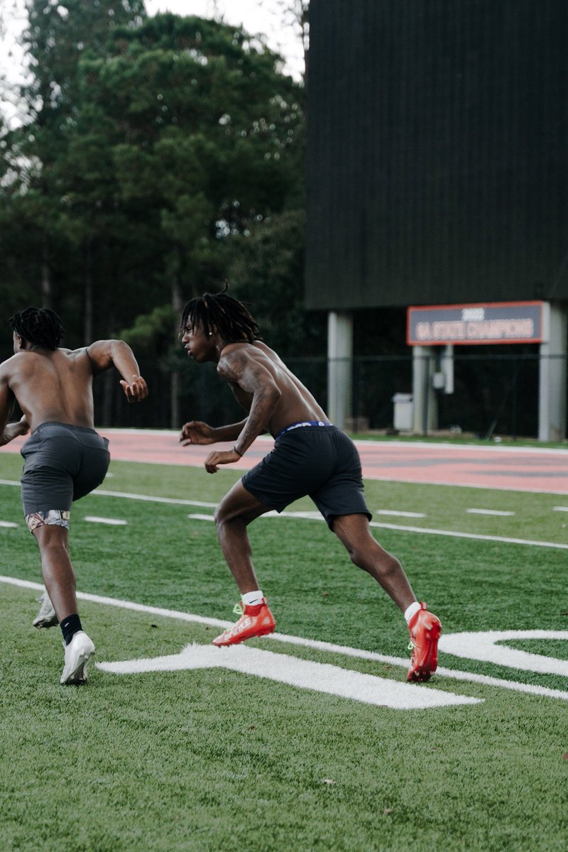 shs_scoot1's tweet image. “Personal Reason”
#SeniorSeason