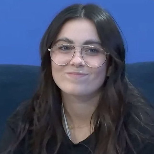 gabi tweet media