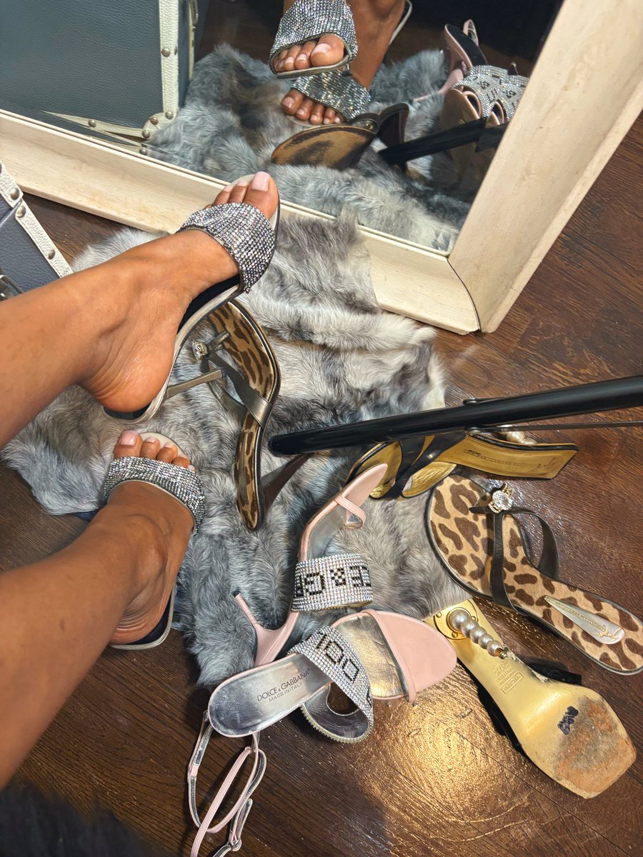 supreme being tweet media