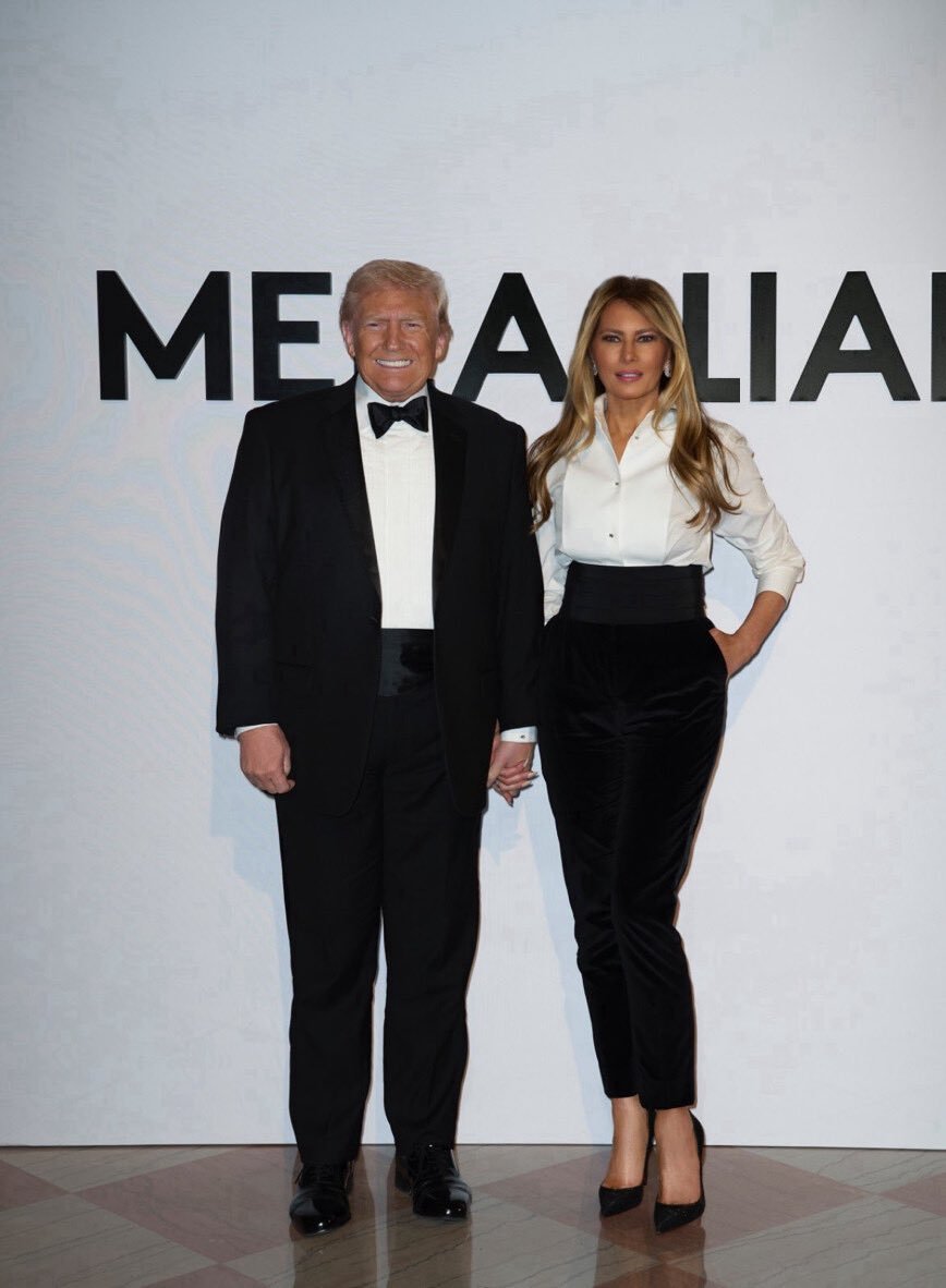 <a href="/realDonaldTrump/">Donald J. Trump</a>