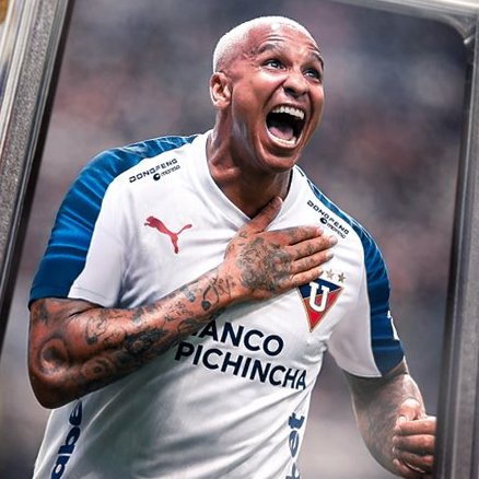 🗣️ "LDU ES UN EQUIPO MUY GRANDE Y TODOS LO SABEN"

🎙️ Deyverson aterrizó ya en Quito y habló sobre su llegada al club albo. El delantero 🇧🇷 destacó la grandeza de Liga y su alegría por vivir esta experiencia. Además, se mostró ilusionado por la oportunidad de disputar la Copa