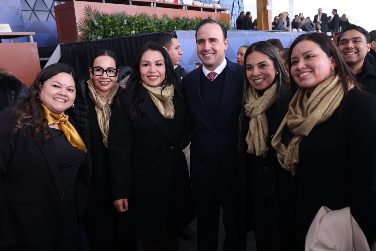 manolojim's tweet image. Reconocemos y agradecemos el apoyo de esta gran institución para mantener al estado seguro, en orden y con justicia. Coahuila es tierra de instituciones fuertes y echadas pa' delante. (2/3)