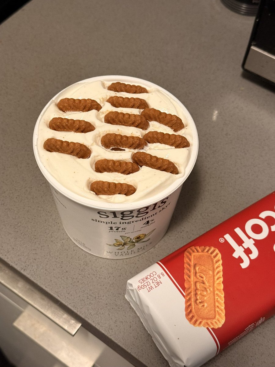 mutlu ben tweet media