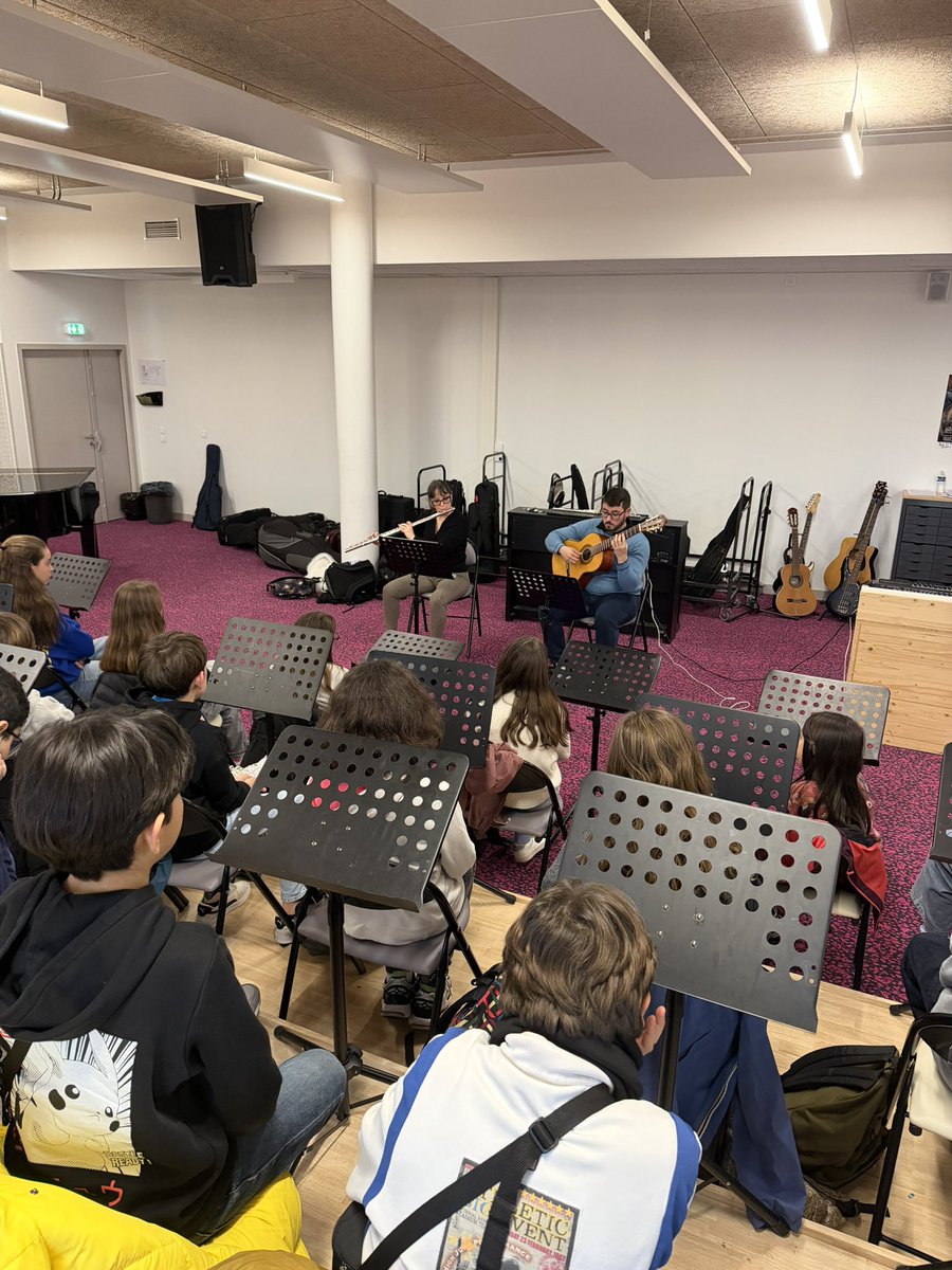 Classe musique des Ponts-Jumeaux tweet media