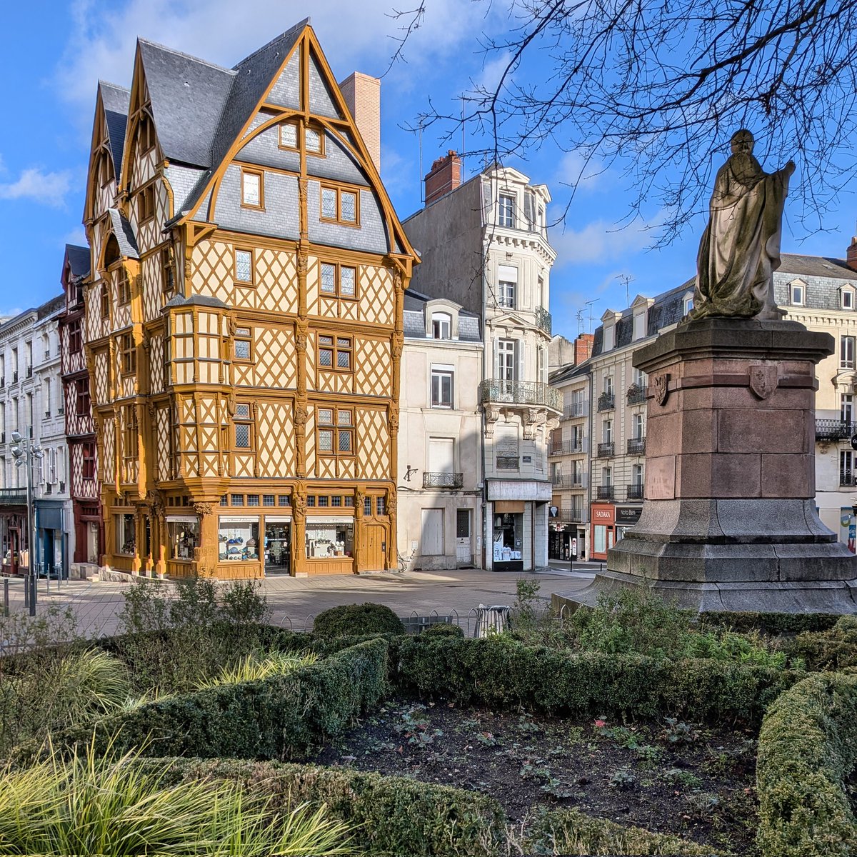 𝐢𝐧𝐬𝐭𝐀𝐧𝐣𝐨𝐮 tweet media