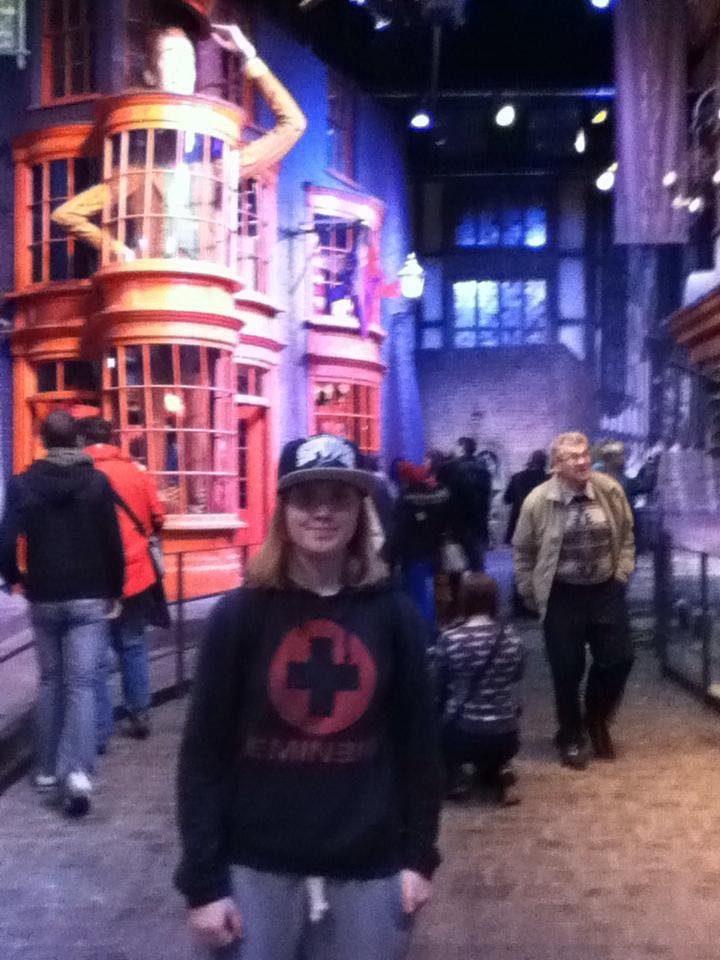 TheBakeey tweet media