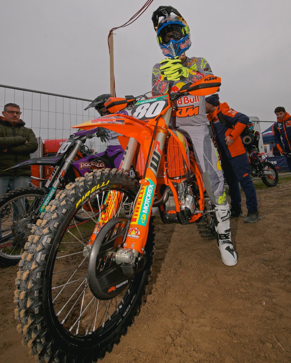 Pirelli MX tweet media