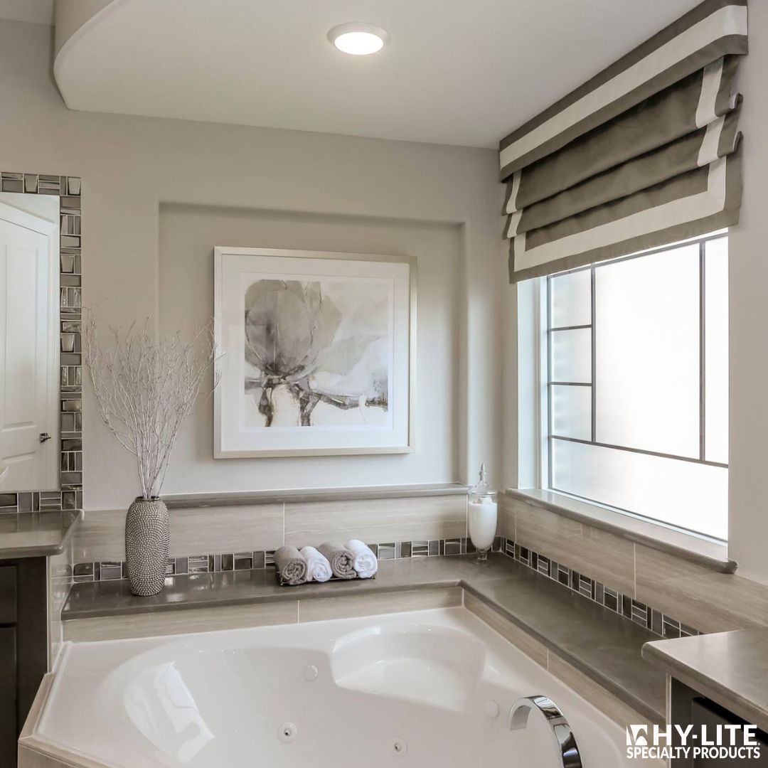 HyLite_Windows's tweet image. New blog post: The Metro Decorative Glass Window: Industrial Style Meets Modern Performance
Bold design. Built for strength. Privacy without losing light.

Which space would you use Metro in?

#GlassWindow #IndustrialDesign #HomeDesign