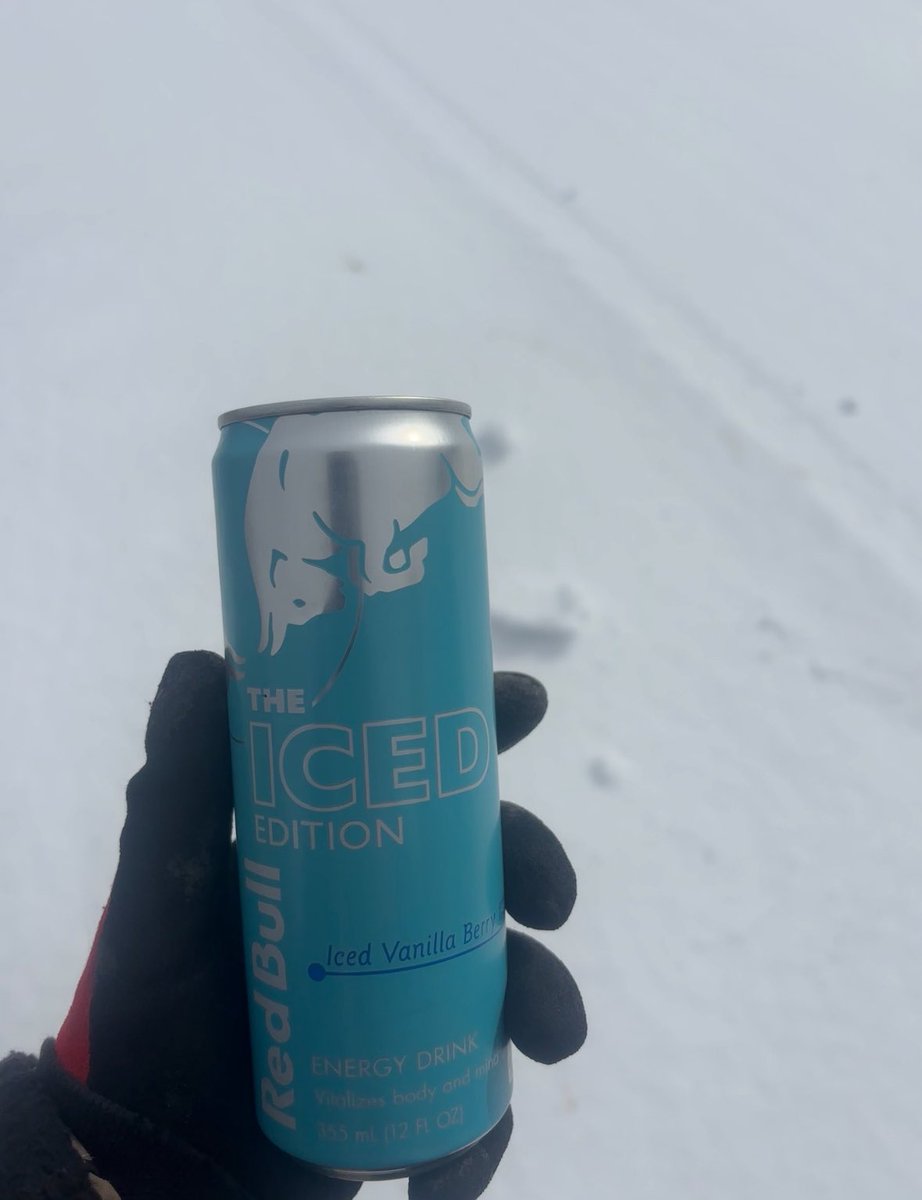 barelyr3al's tweet image. #wait i love being outside