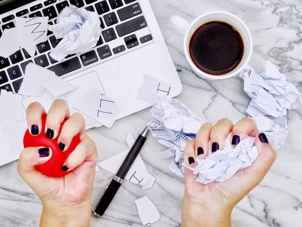 Oftentimes, difficulty and opportunity go hand-in-hand when developing your next great idea or succeeding in your career. #positivemindset #personalgrowth #careersuccess

thriveglobal.com/stories/someti…