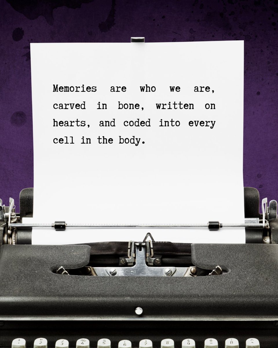 New Year, Same Laura ✨️ tweet media