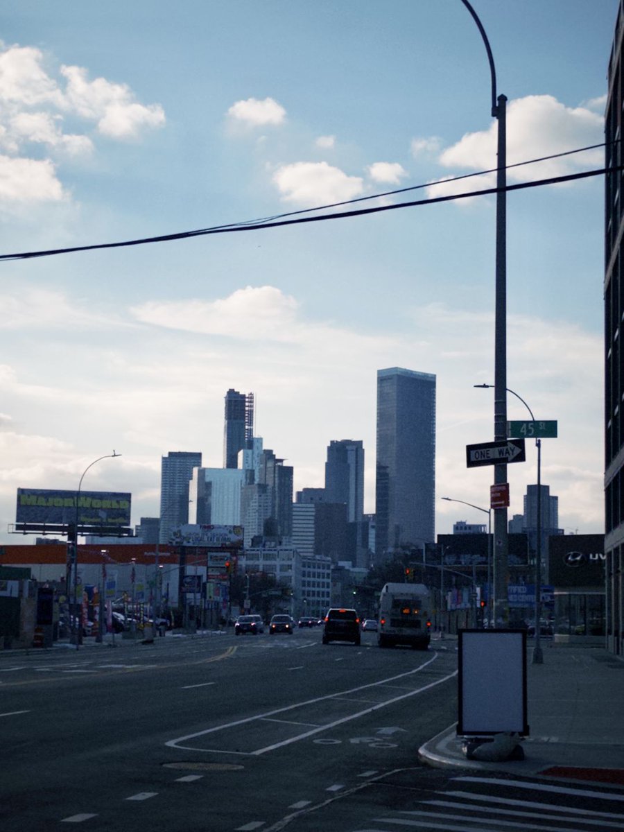 ppyaoao's tweet photo. Can you sense the atmosphere of life in New York? https://t.co/xuXQ6nvmIh
