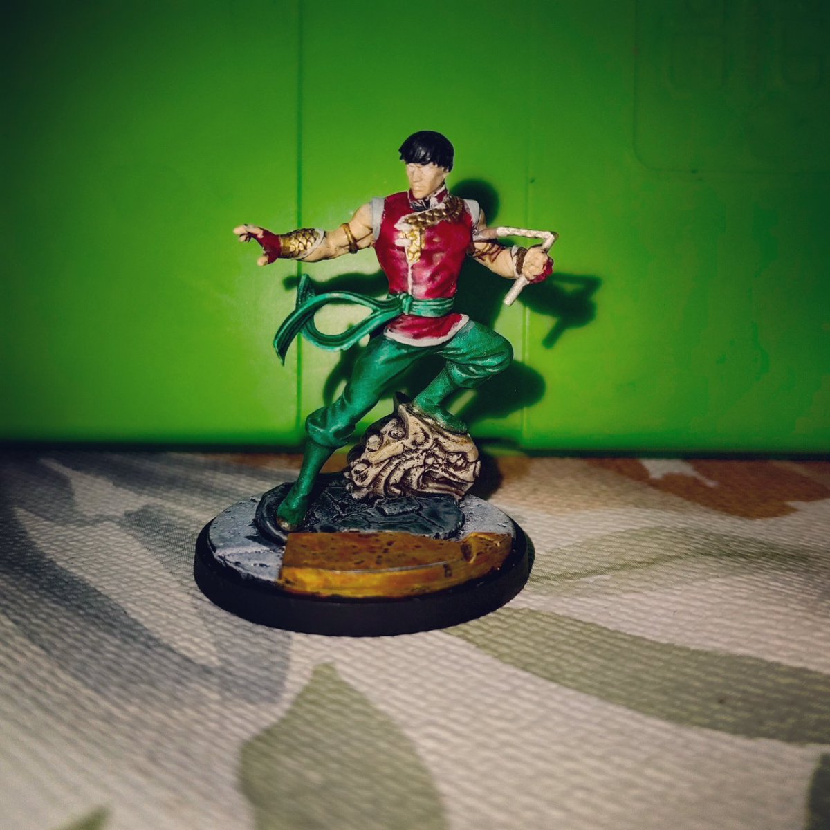 AlvaroDeLamo's tweet photo. Shang-Chi (Zheng Shang-Chi)

#marvel #marvelcrisisprotocol #shangchi #tenrings #avengers #defenders #miniaturepainting #wargame #miniature https://t.co/SwFvGCDnmN