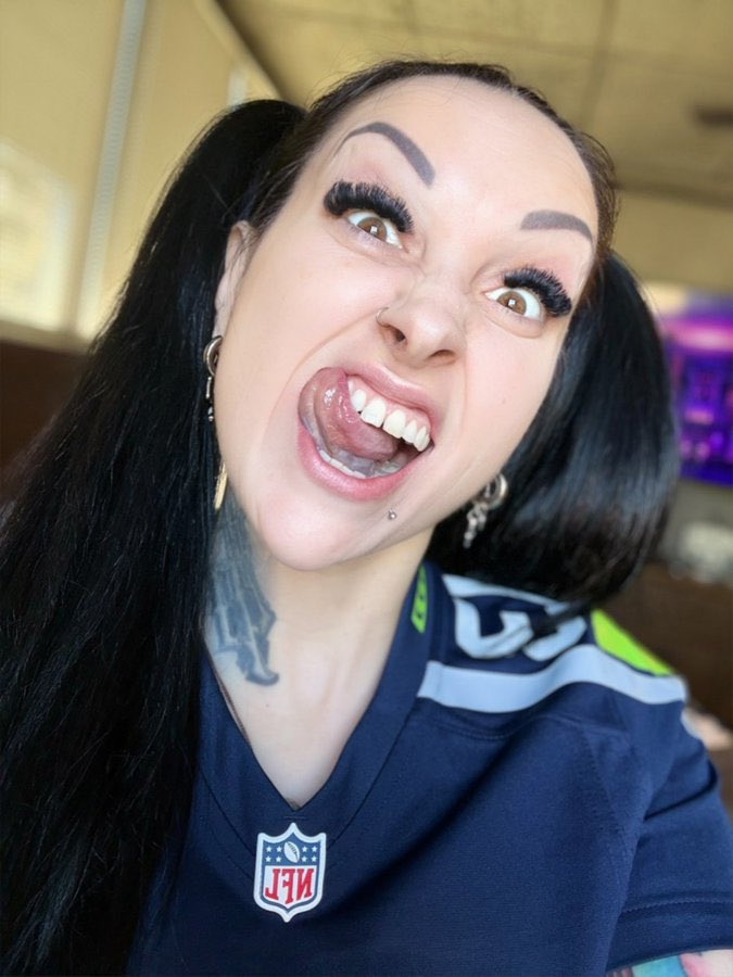 Satanatrix tweet media