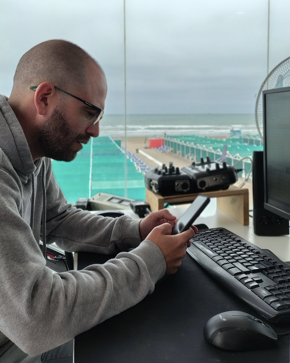 ⛱️ ¡Equipo más que listo! Encaramos con mucha energía la última semana de #LaPlayaEsSagrada desde Punta Mogotes.

💻 provinciaradio.com.ar
