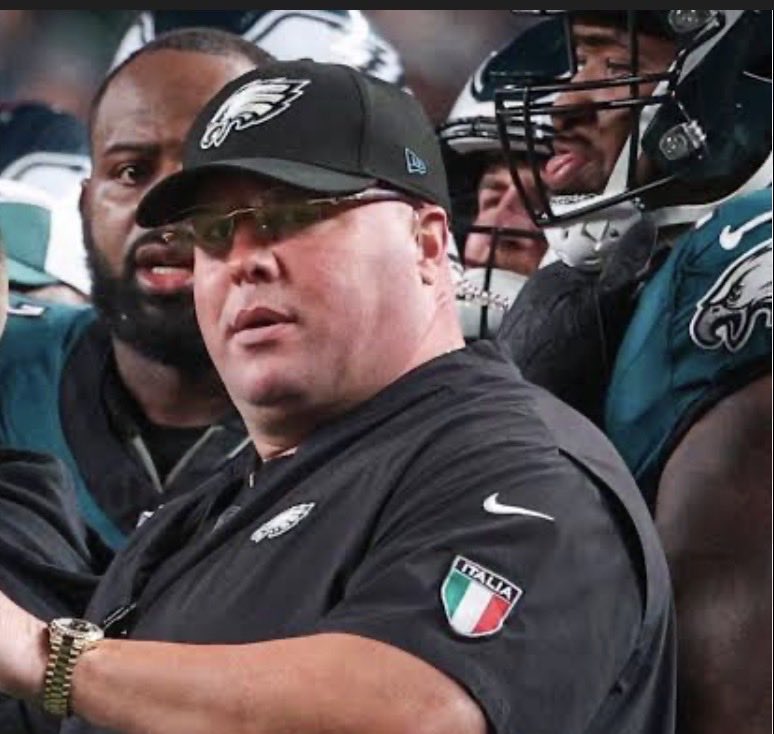 CoachMikeB23's tweet photo. @AdamSchefter @1053SS Breaking News:  Eagles name their new offensive coordinator https://t.co/H6ghqDyLFU