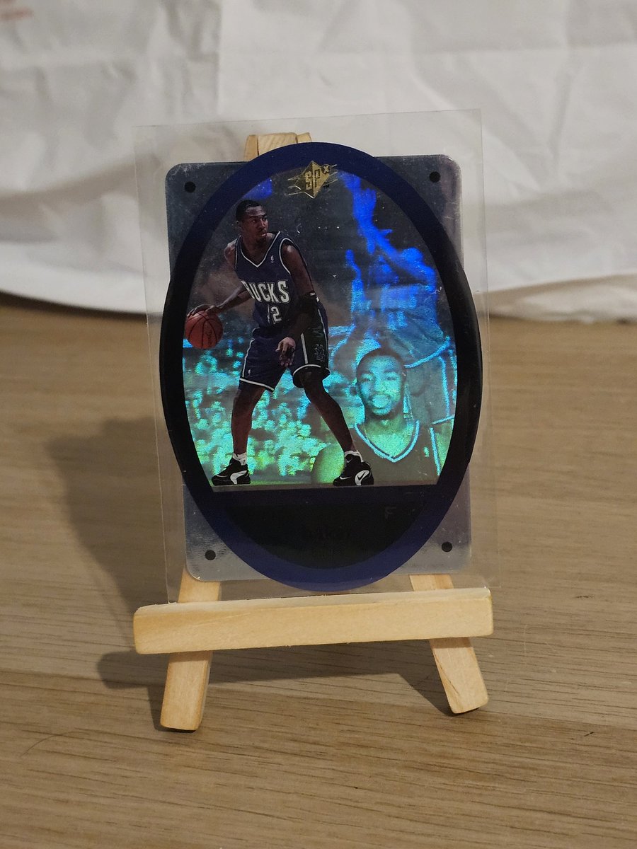 Gaby Greg tweet media