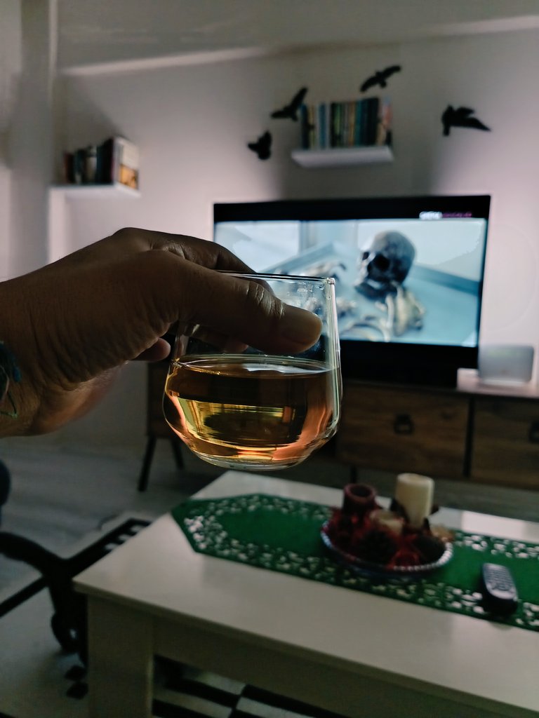 Ne istediğini biliyorsun,neler yapabileceğini düşün🥃💫