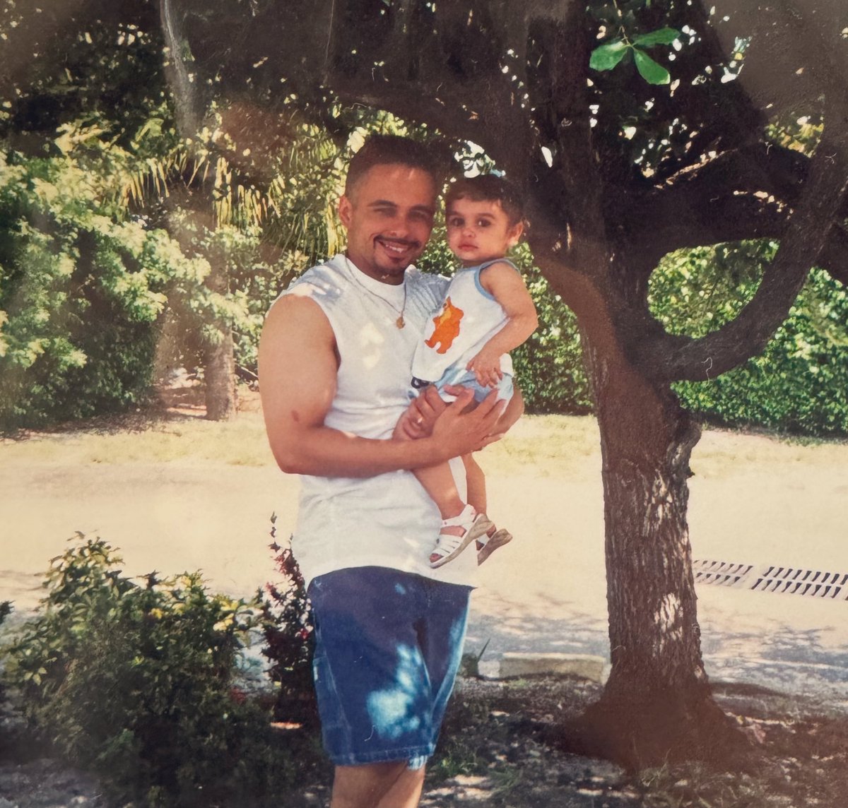 Abby 🌺 tweet media