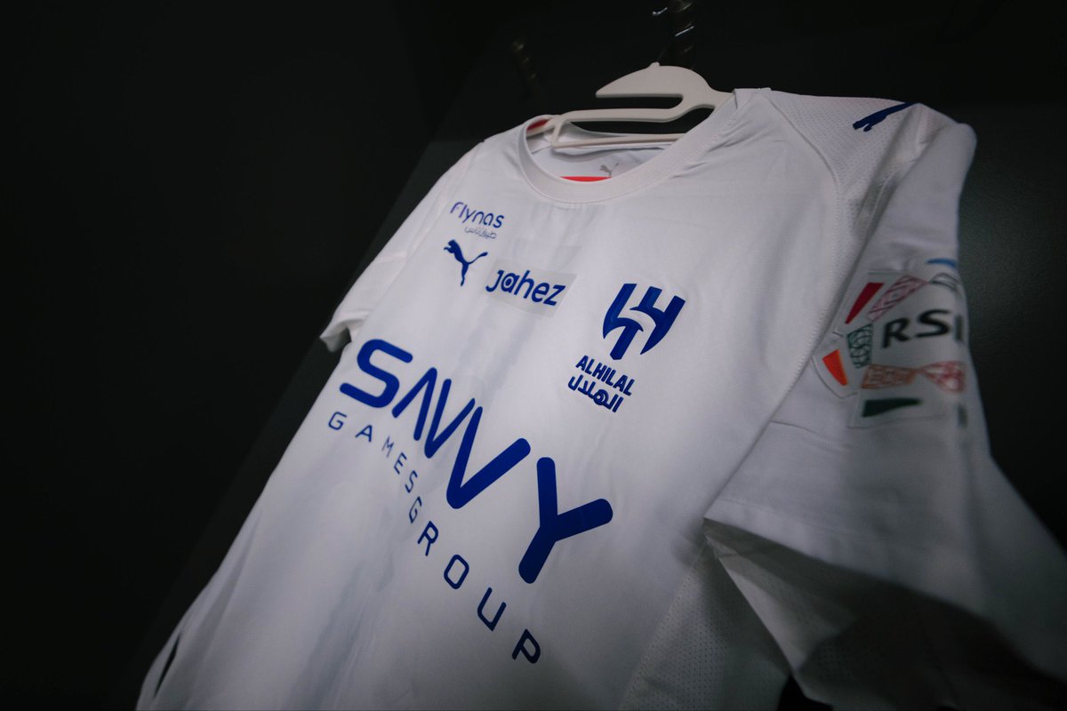 🚨 — يرتدي الهلال الطقم الأبيض أمام القادسية 🤍