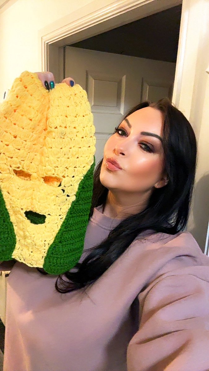 Seems like the most appropriate cold night to buy one of these from the <a href="/RuncornLinnets/">Runcorn Linnets FC</a> shop! It’s freezing 🥶 🌽